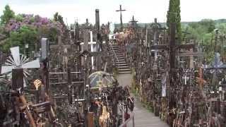 Lituania, Colina de las cruces / Lithuania, Hill of crosses/ Siauliai / crucifijos crucifix cross