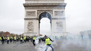 Heavy clashes in Paris as "Yellow Vest" activists start another day of protest