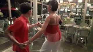 Cuando Nos Volvamos A Encontrar | Salsa Version | Made Lasia & Ayu Ris | Herb Library Ubud