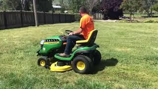 Lot #0124: John Deere D130 Tractor Mower