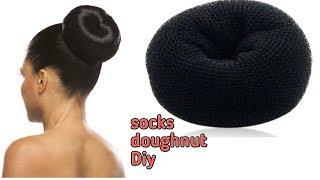 HOW TO HAIR BUN: How to make hair doughnut with socks.(PRINCESS EMELDA)