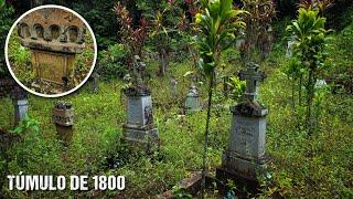 CEMITÉRIO ESQUECIDO E ABANDONADO NA MATA COM TÚMULOS DE 1800!