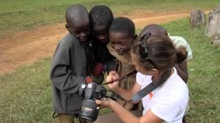 60 Seconds To Serve: Great Primate Handshake