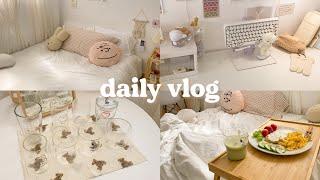 vlog  room updates, breakfast in bed, cup collection, 2023 calendar 