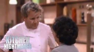 Gordon Confronts Complaining Customer | Kitchen Nightmares