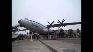 BOEING 747 vs ANTONOV 22