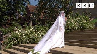 Beautiful Meghan Markle arrives in exquisite wedding dress - The Royal Wedding - BBC