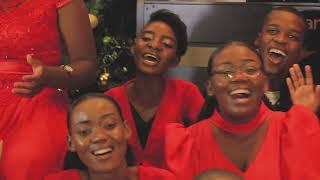 Coral Jovem Central de Luanda Vídeo official O Natal é Jesus