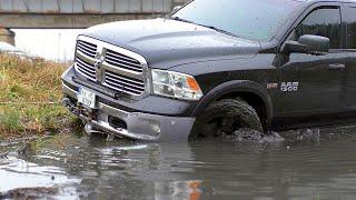 Dodge RAM 1500 5.7 Hemi [MUD OFF Road]