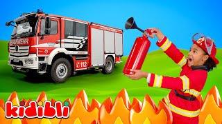 Feuerwehr Kinder löschen Brand mit Spaß  Lernvideos zur Feuerwehrarbeit für Kinder | Kidibli