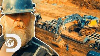 Tony Beets Moves The Biggest Excavator In The Yukon | Gold Rush