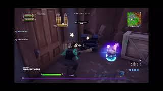 Recon & xspectic get god loot at pleasant park