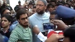 Fight between MIM and Congress |  MLA Pasha Quadri arrested - ExpressTV