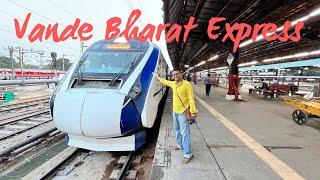 22439 UP Vande Bharat Express | New Delhi to Katra | Fastest train in India Train 18 | Train Journey