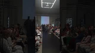 институт бизнеса дизайна. сегодняшний показ. фотограф Юлия дорофеева