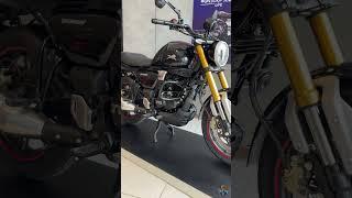 TVS Ronin 225 looking fab in black @Steeropedia