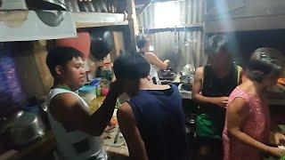 Nagkatapok SA family house/nalipay Kos ahong na balitaan malipay Jud c nanay