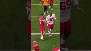 Chiefs DT Mike Pennel gets welcome back handshake from Travis Kelce