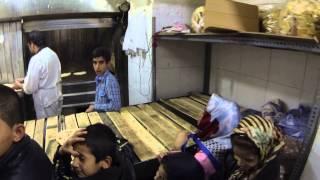 ► Iranian People in Yazd - ‏يزد‎ - waiting for the bread