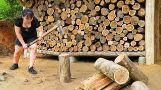 Build a Firewood Warehouse, the Rainy Season is Coming/ Phuc - Girl in the Village