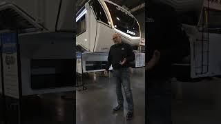 What is Better, a Fifth Wheel or a Travel Trailer? - Jayco RV