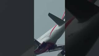 Landing gear retraction Emirates A380