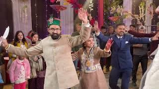 Traditional Dance by Bride & Groom | Shiwani Thakur and Rohit Bansha #shiwanididikishadi