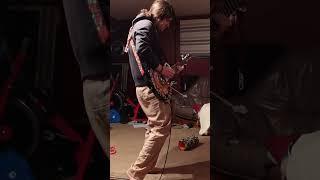 Guitar Playing #lespaul #electricguitar #jam #effects #music #soulgarage #solo #iamhear #riffwars