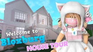 Ava's Bloxburg House Tour & Playing Ding Dong Ditch with Strangers! FuN FAmiLy GaMinG!!! Roblox Game