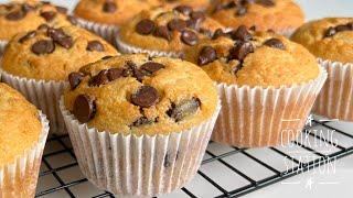 Soft and Fluffy CHOCOLATE CHIP MUFFIN! Simple and very tasty!