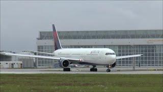 Delta Boeing 767-400 take-off at Munich Airport - 13/09/2014