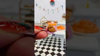 Filling the Christmas table with sweets  #mini #minivlog #miniature #christmas #minifood #sweets