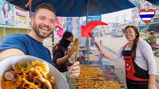 THIS IS WHAT THE LOCALS EAT in CHIANG MAI!  Ultimate Street Food Breakfast Tour