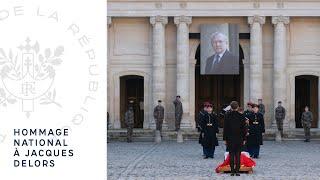 Hommage national à Jacques Delors.