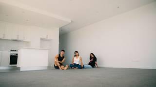 Apartment Hunting In SYDNEY as STUDENTS: How to rent? Can’t believe this apartment exists!