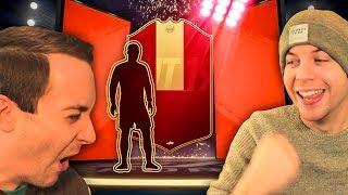 OMG INSANE LUCK WITH MY GOLD 1 FUT CHAMPS REWARDS!!! - FIFA 19 ULTIMATE TEAM PACK OPENING