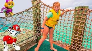 Assistant's Paw Patrol Ocean Hunt for Chase and Rubble on Castaway Cay