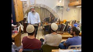 הרב איל יעקבוביץ' ראש ישיבת ההסדר צפת בשיעור כללי