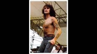 AC/DC- Whole Lotta Rosie (Live Hammersmith Odeon, London England, Oct. 25th 1977)