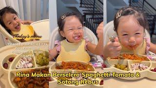 Rina Berselera Makan Spaghetti Tomato & Sotong Rebus