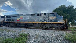 CSX I044 Departing Tampa with 1982 Seaboard System Heritage Unit