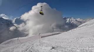 Skiing the start of Lauberhorn Downhill course to the Kernan S bend