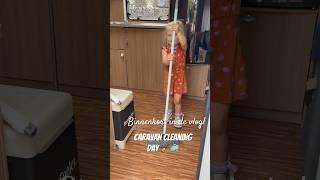 Schoonmaak dag in de caravan! #caravan #schoonmaken #kamperen #zomer #afsluiten #vloggerlife