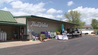 Hardware store opens in Benton area