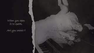 "My funny Valentine" - Woman on piano - jazz - song LYRICS