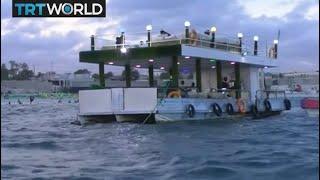 Somalia Tourism: Floating restaurant draws visitors to the coast