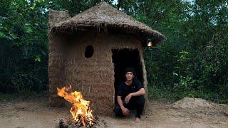 WINZ Wilderness | How I build a clay shelter , bushcraft survival shelter part 2