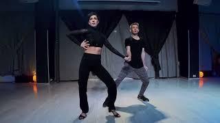 Hustle Discofox dance. New Dance Video. Dance improvisation couple dances.