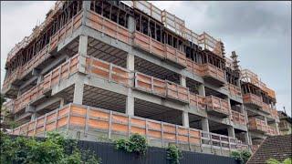 Mais construção de prédio no Centro de Gramado
