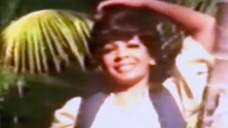 Shirley Bassey - Love Is In The Air / The Drifters - Kissin In The Back Row (1979 Show #4)